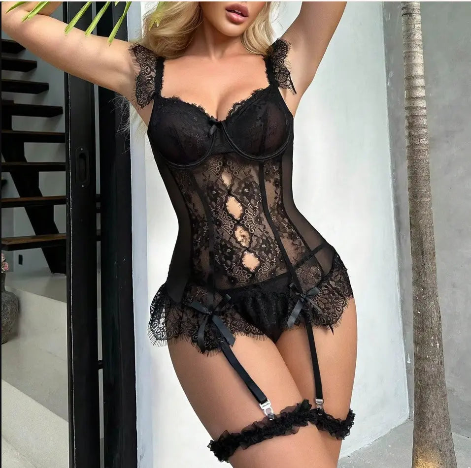 Model BS222 ELLOLACE Bodysuit